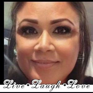 Meet your Posher, Mari